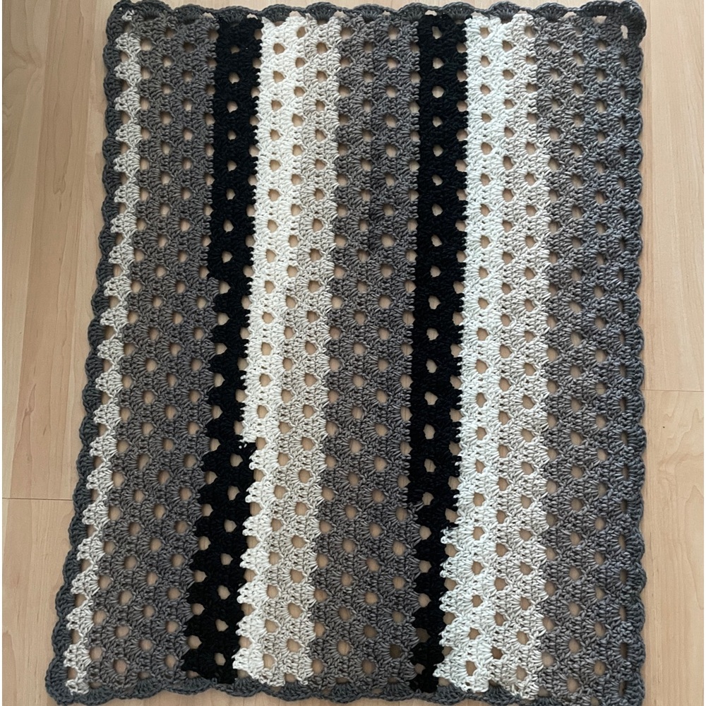 Crochet baby blanket